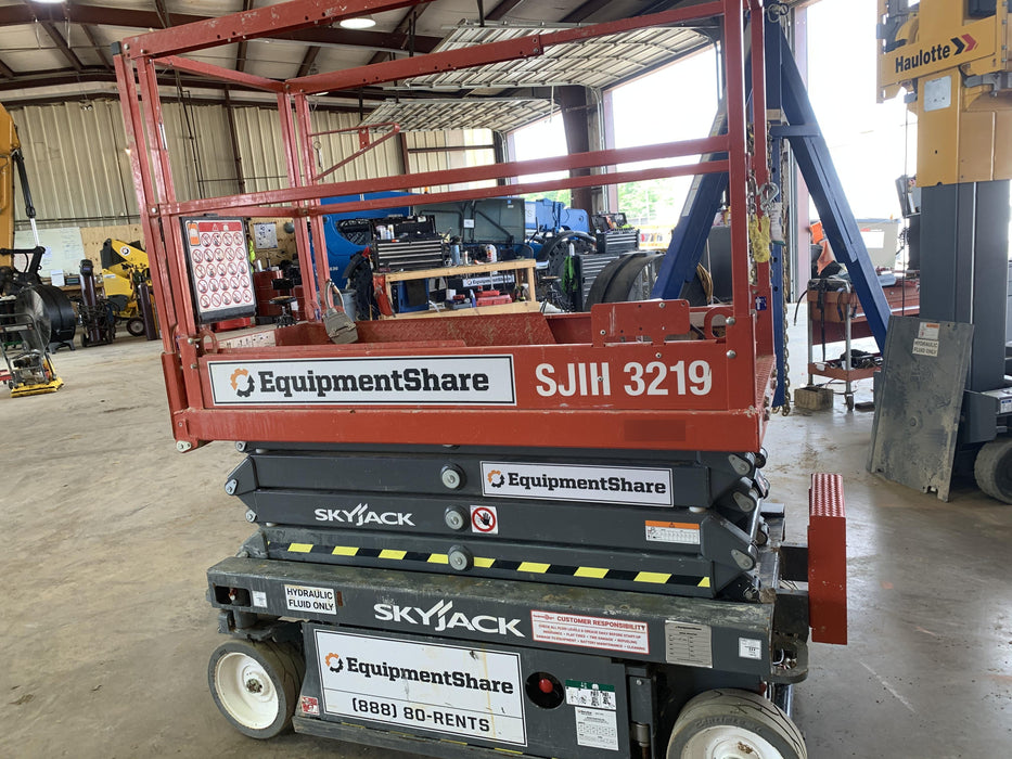 2019 Skyjack SJIII-3219 Standard Options, Trojan Batteries