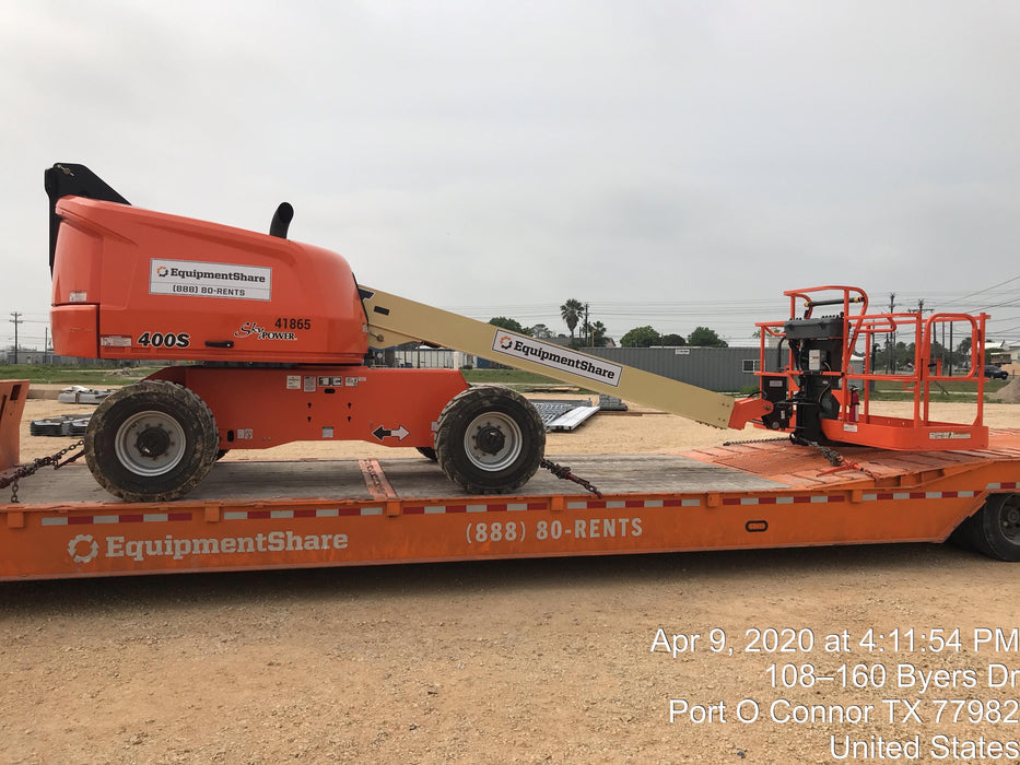 2019 JLG 400S