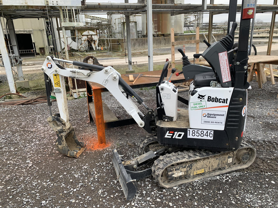 2021 BOBCAT E10
