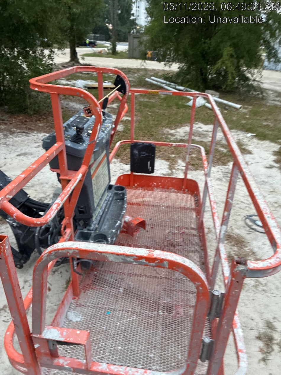 2023 JLG 660SJ