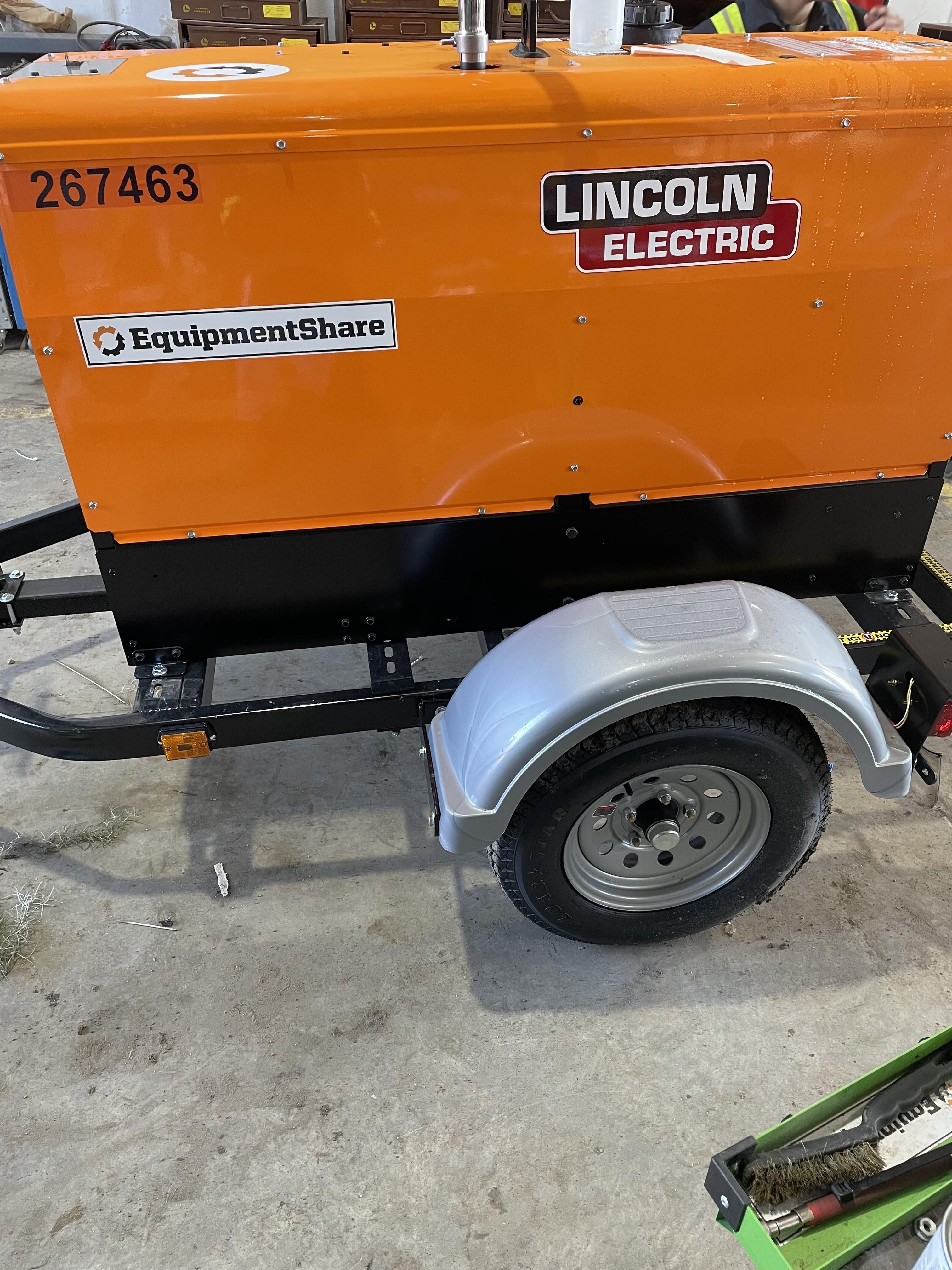 2022 Lincoln Electric LE400 Kubota V1505, Trlr, Cable Rack, Light Kit, ES Decals, T3