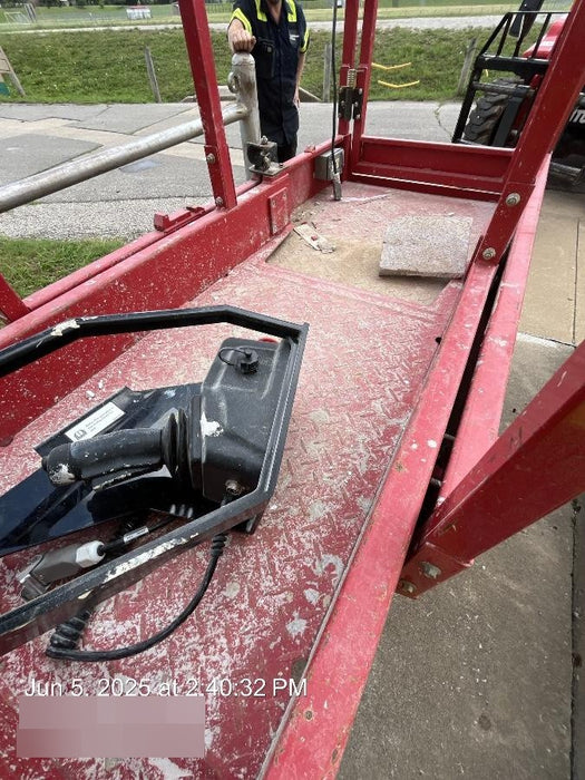 2019 MEC 1330SE Standard Options