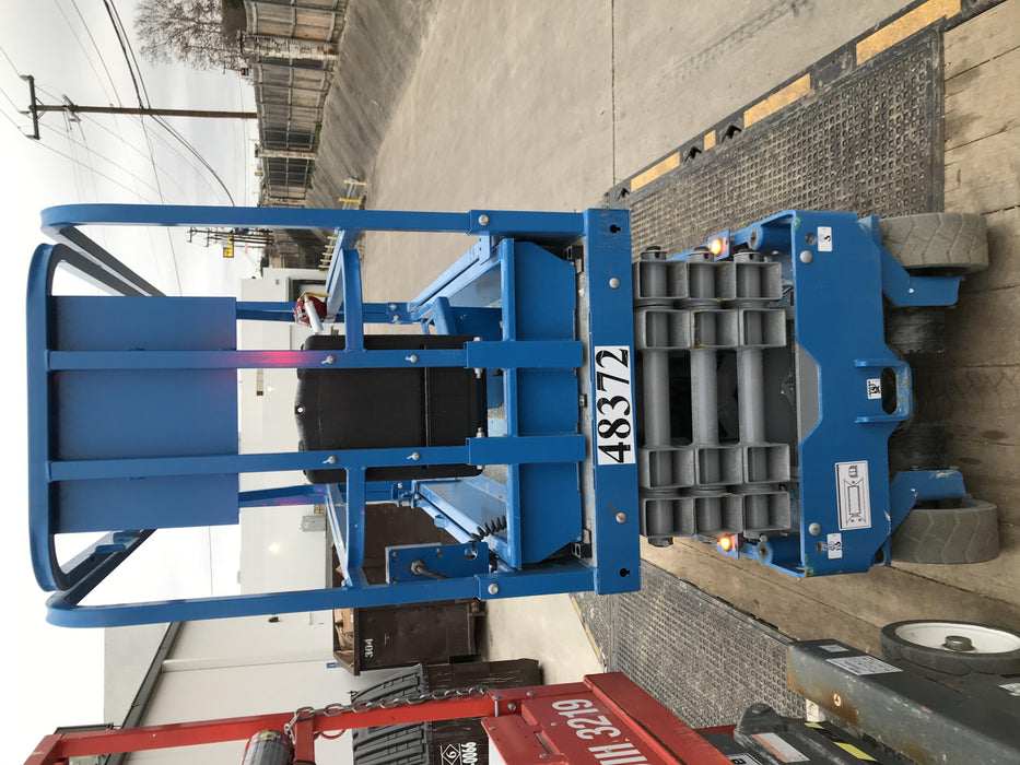 2019 Genie GS-1930 Fixed rails with chain Entry