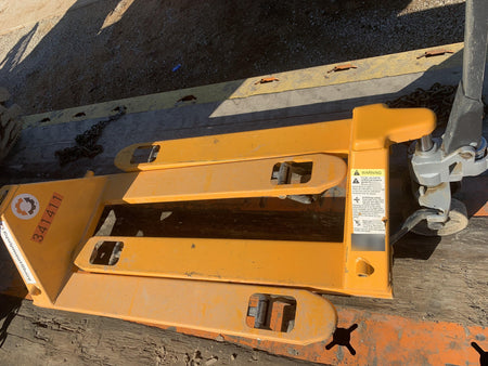 2023 ULINE H-2900