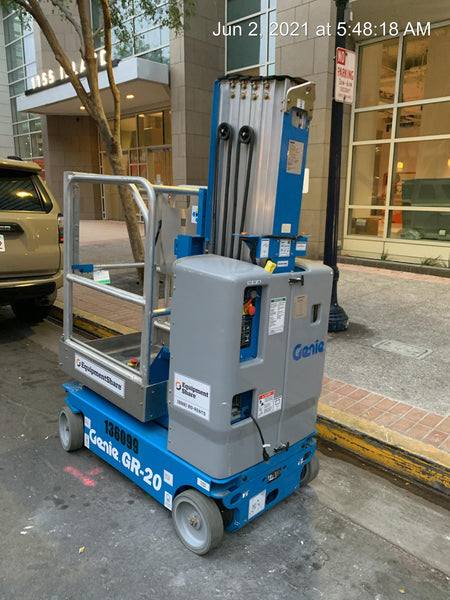 2021 GENIE GR-20
