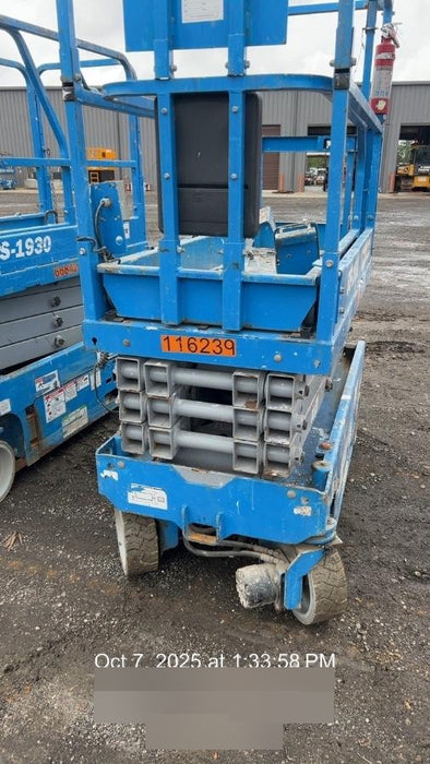 2020 Genie GS-1930 Solid Non Marking Tires, Beacon, Folding rails with half height swing gate