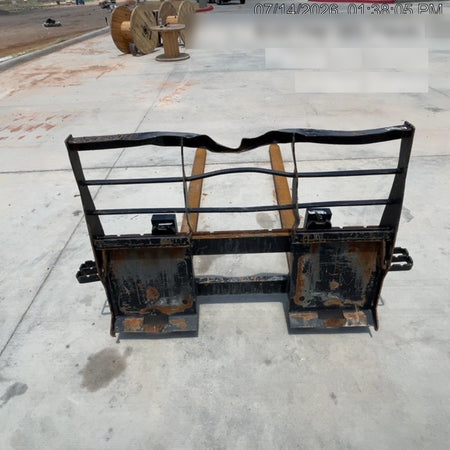 2025 ARROW MATERIAL HANDLING 24" Pallet Fork Frame