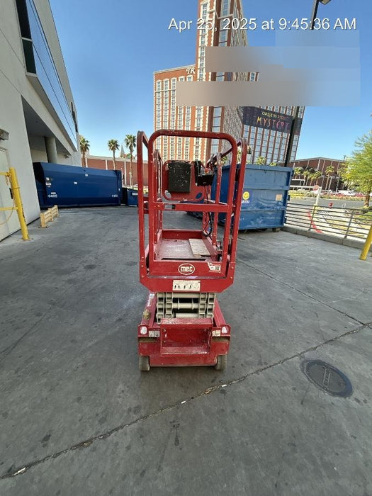 2020 MEC 1330SE Solid NM Tires, Steel Swing out Doors, LCS, Beacon, 900W Inverter