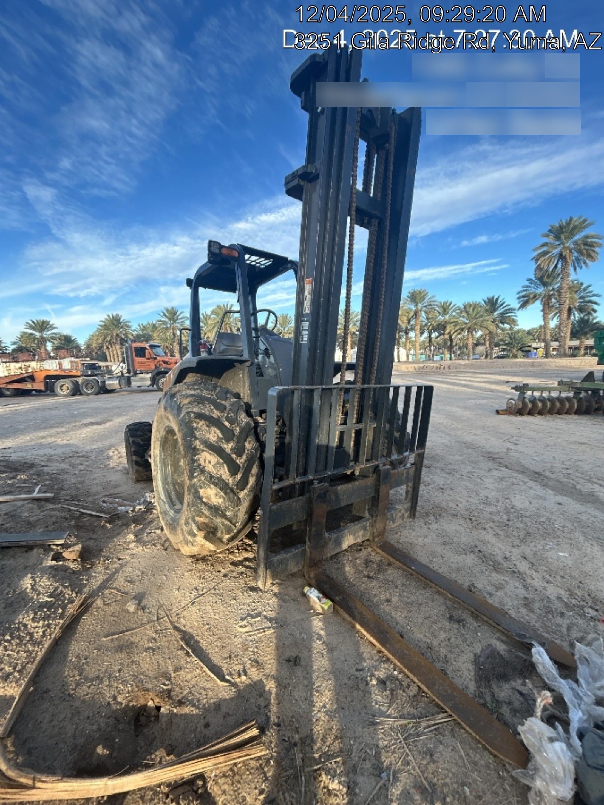 2023 CASE 588H