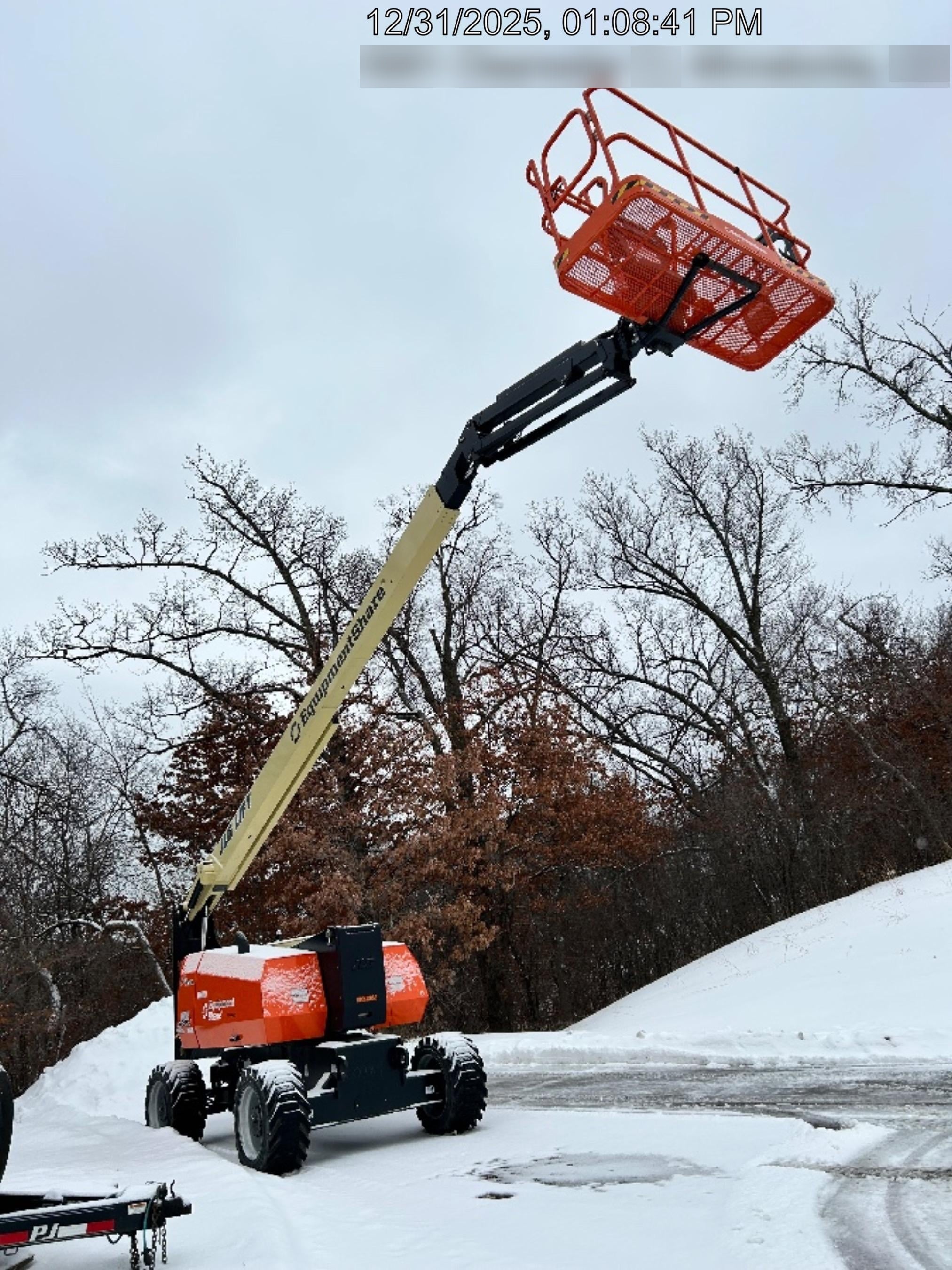 2025 JLG 800AJ