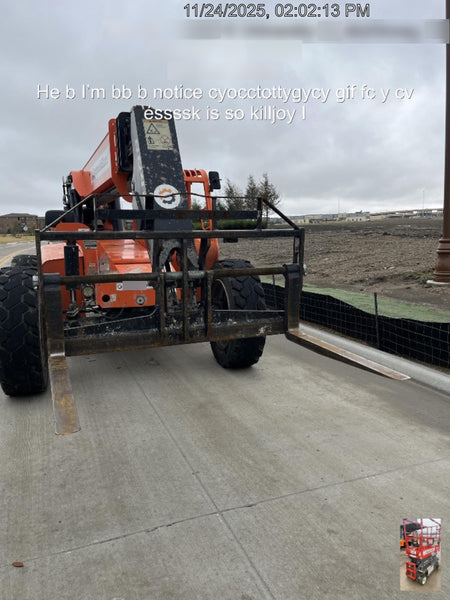 2022 SKYTRAK 8042