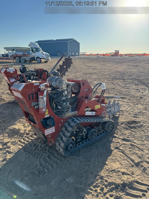 2018 DITCH WITCH C24XA