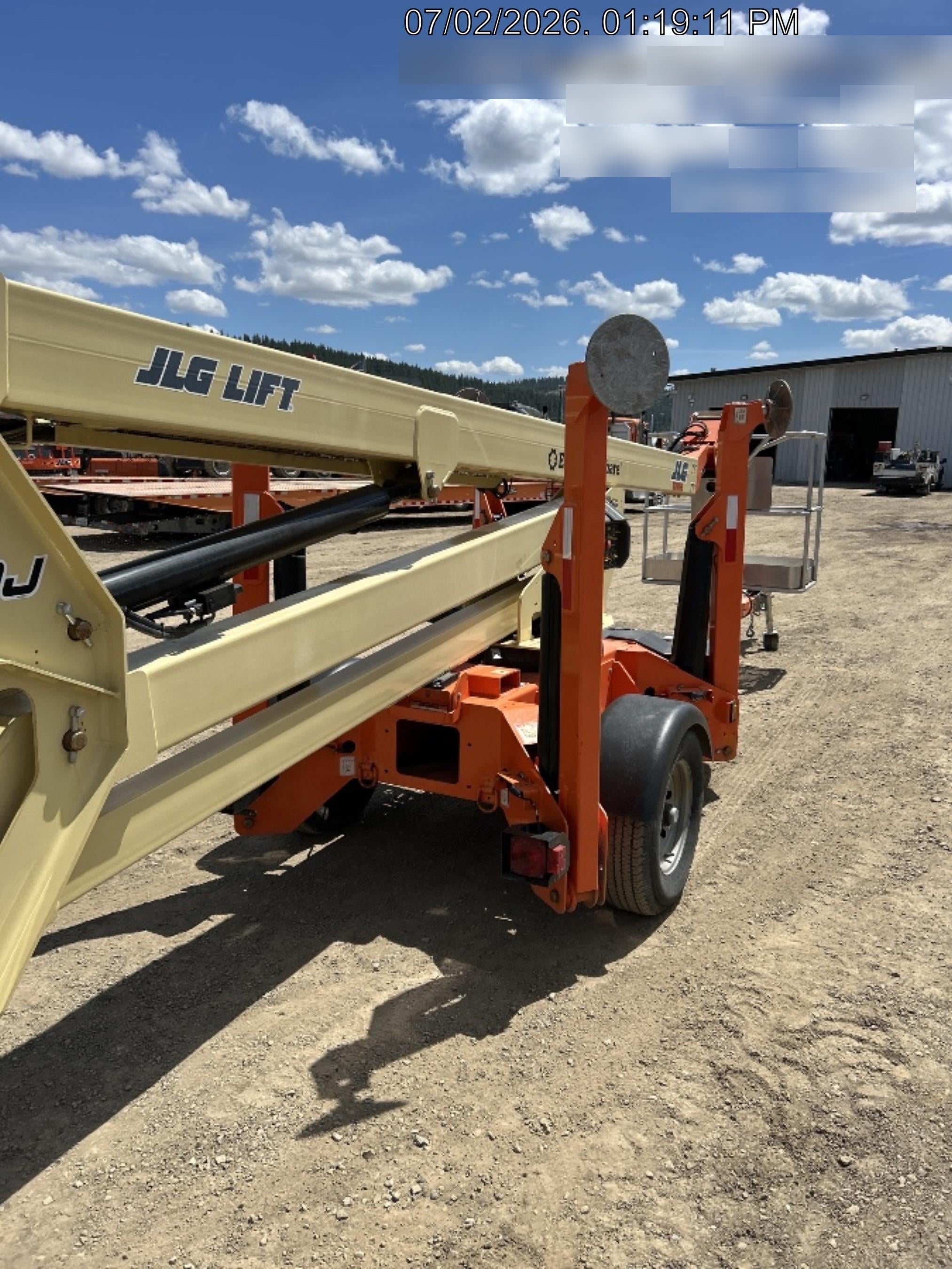 2022 JLG T500J