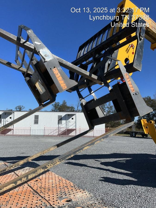 2025 ARROW MATERIAL HANDLING F5100CB - 72"