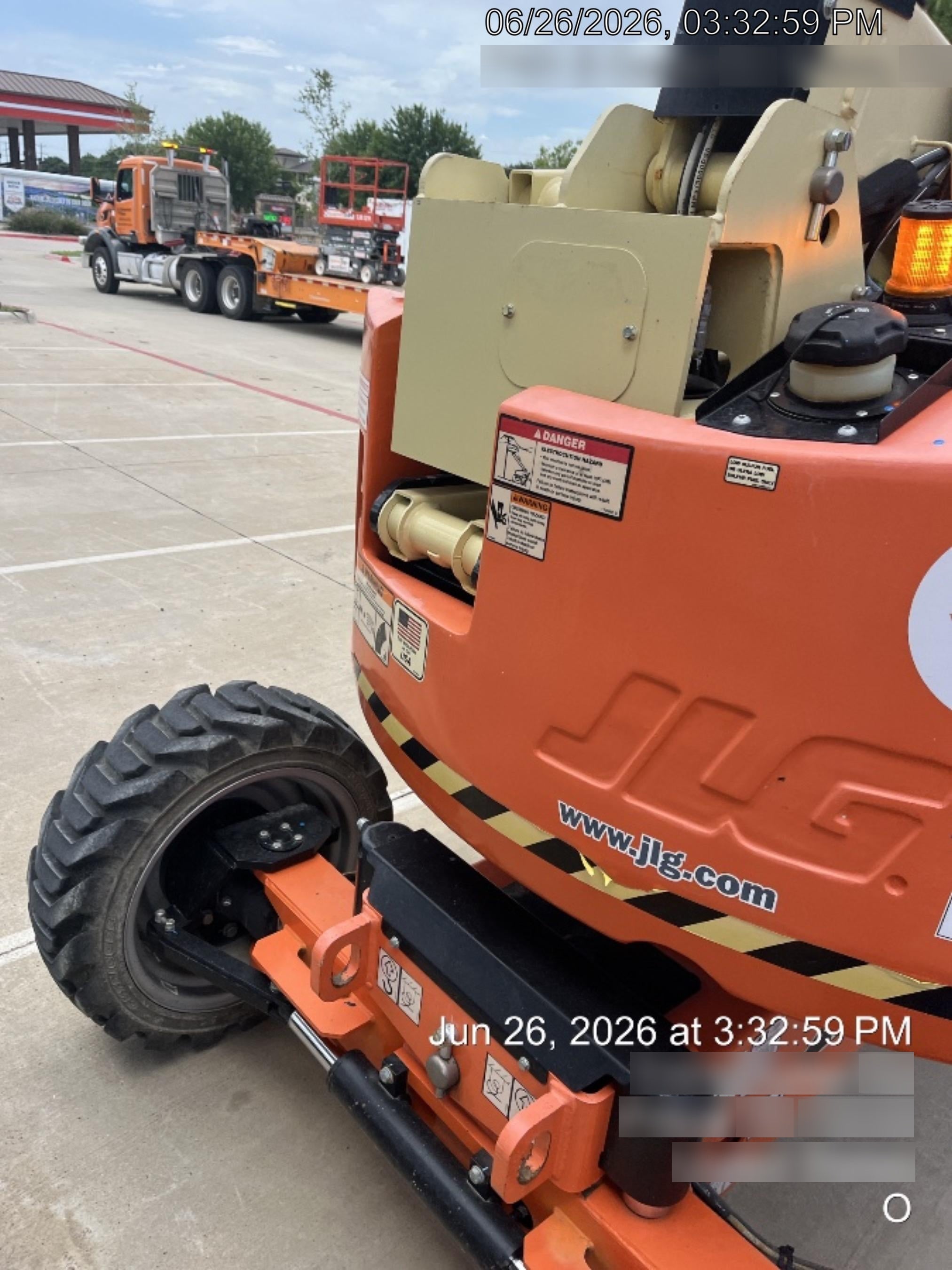 2023 JLG 340AJ