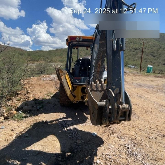 2019 John Deere 310LEP 4wd, Canopy, Standard dipper, ISO, Rear Auxiliary Hydraulics, Manual QC