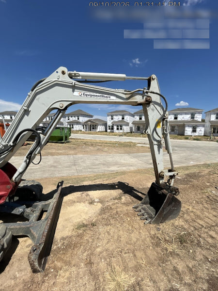 2022 TAKEUCHI TB250-2R