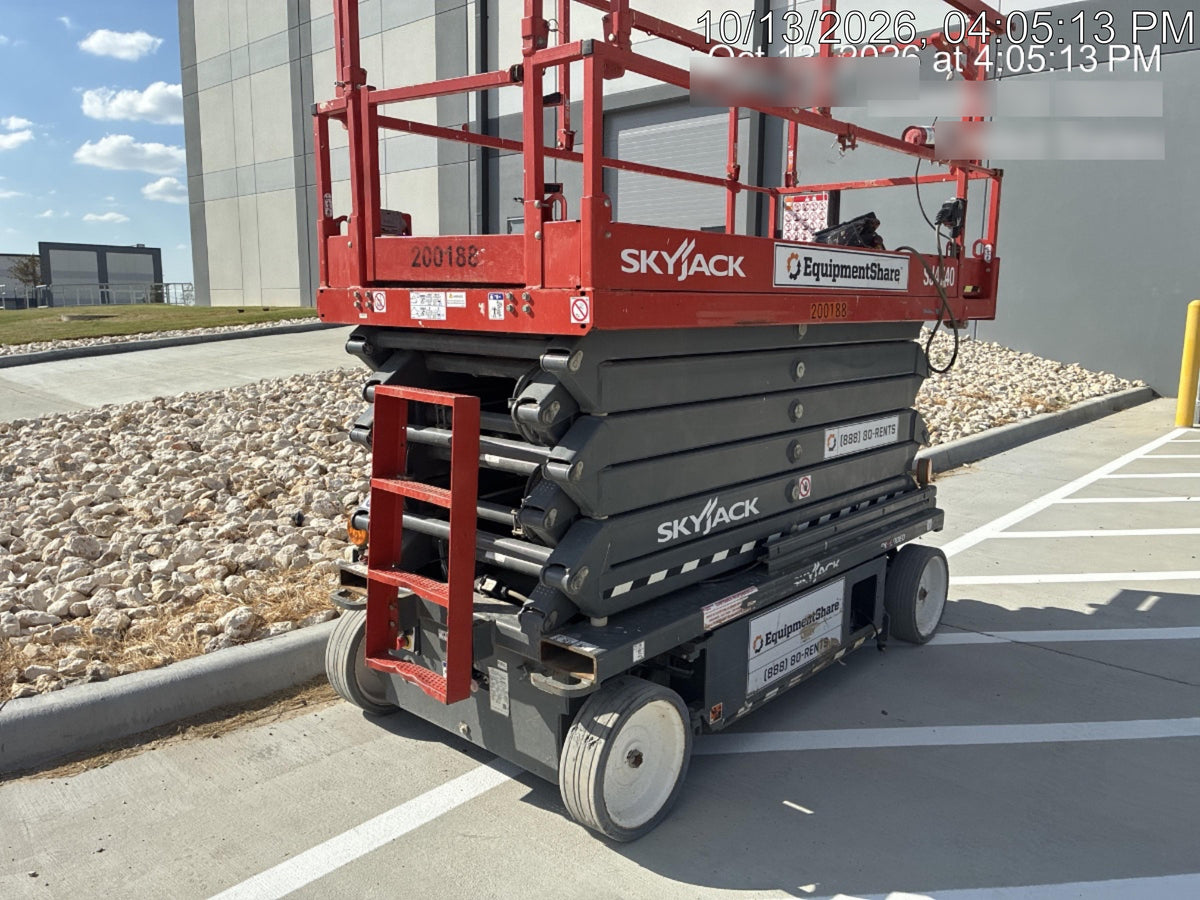2021 SKYJACK SJ4740