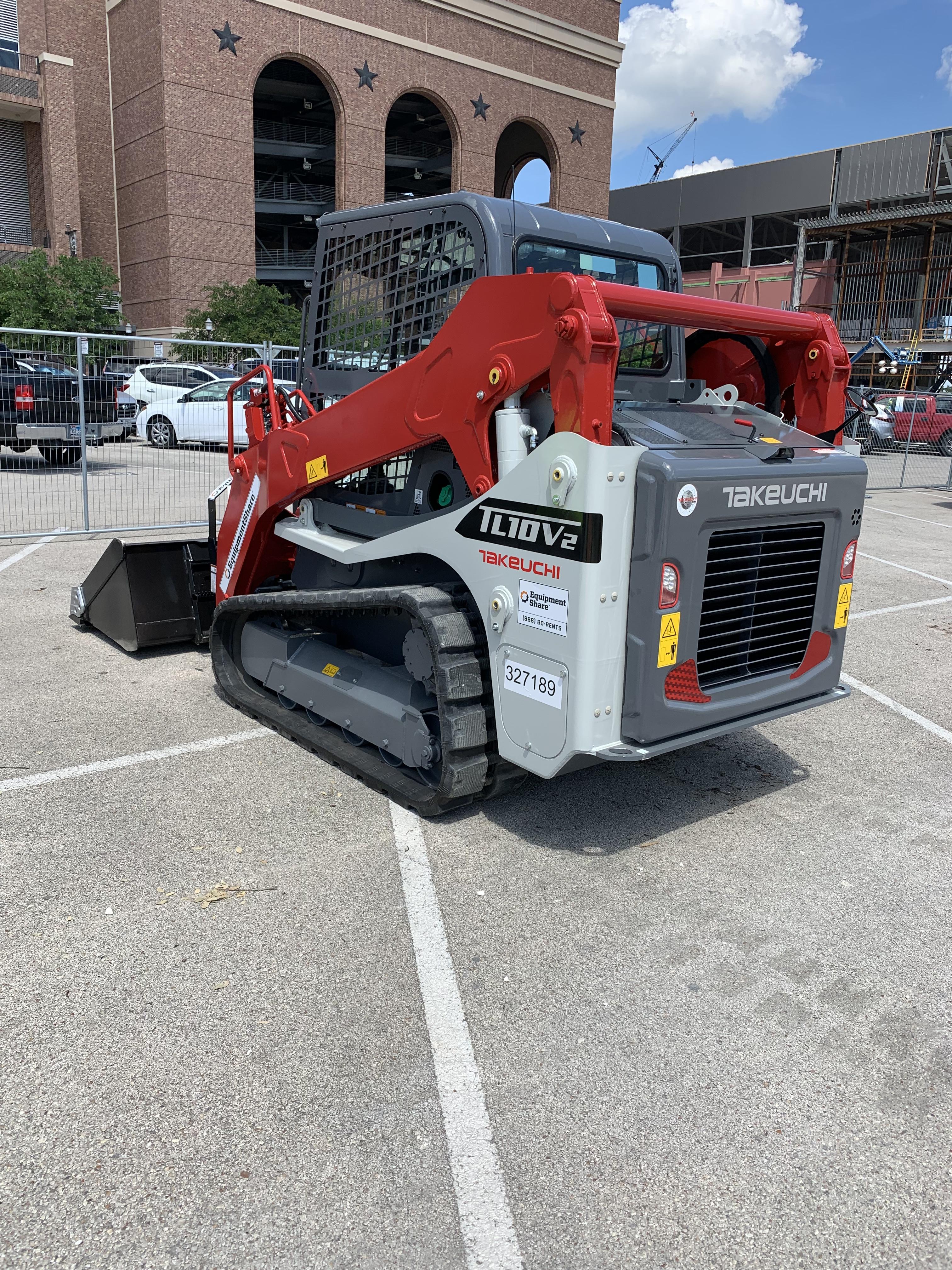 2023 TAKEUCHI TL10V2-CR