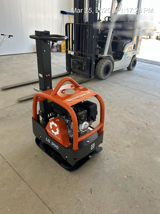 2025 HUSQVARNA LG300