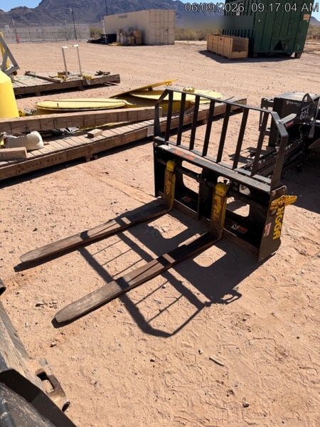 2022 DIGGA 48" Pallet Forks - Digga