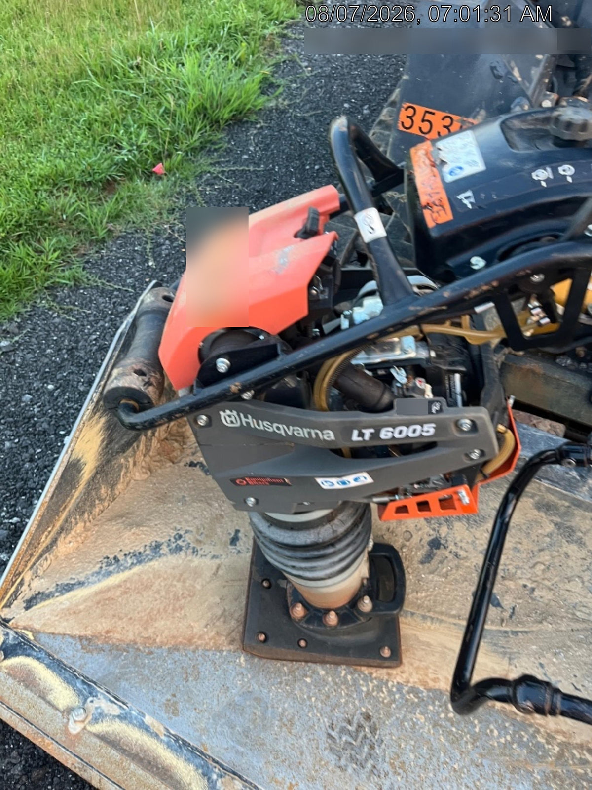2024 HUSQVARNA LT6005