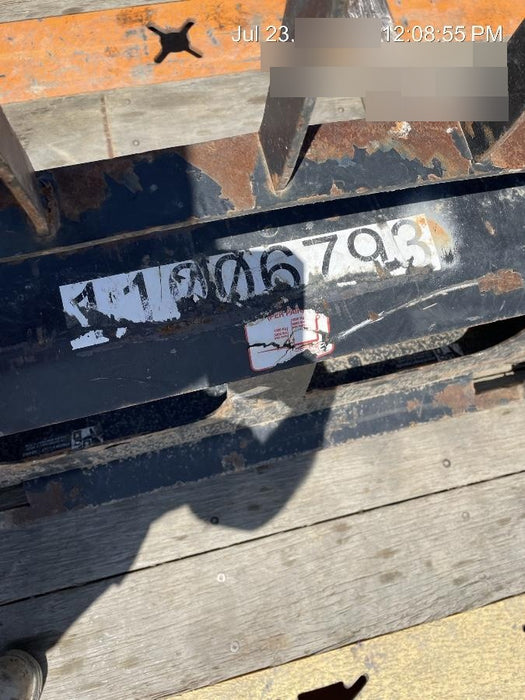 2023 ARROW MATERIAL HANDLING 48" Pallet Forks - Arrow