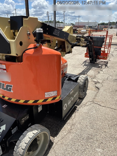 2024 JLG E400AJP Narrow