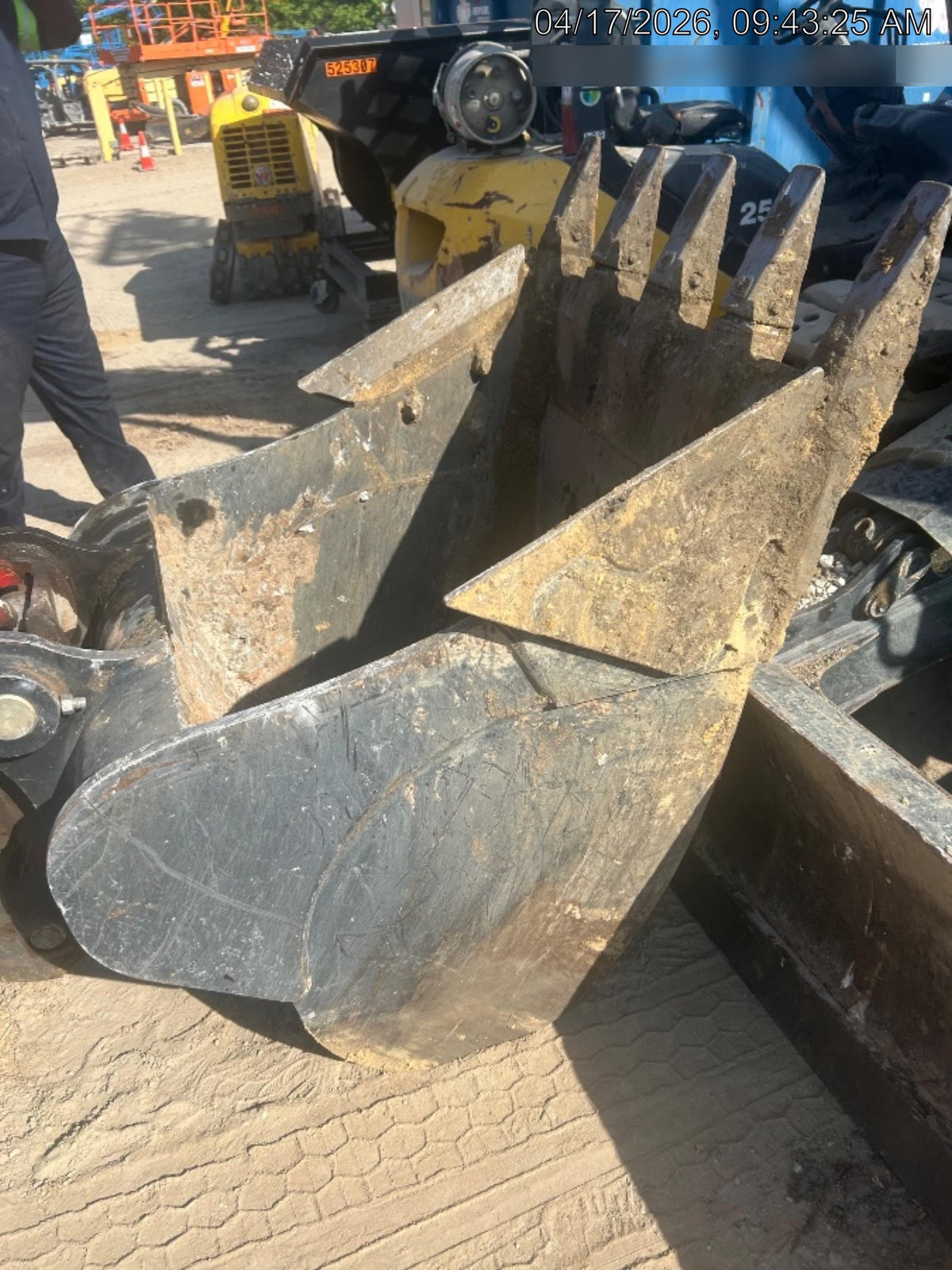 2025 EQUIPMENTSHARE 1006427