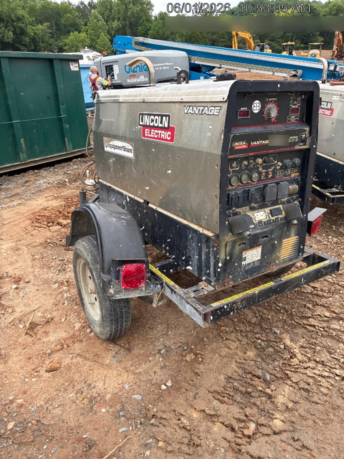 2019 Lincoln Electric Vantage 322 Welder Ready-Pak 3, Two wheel trailer, Fender and Light kit, Cable Rack