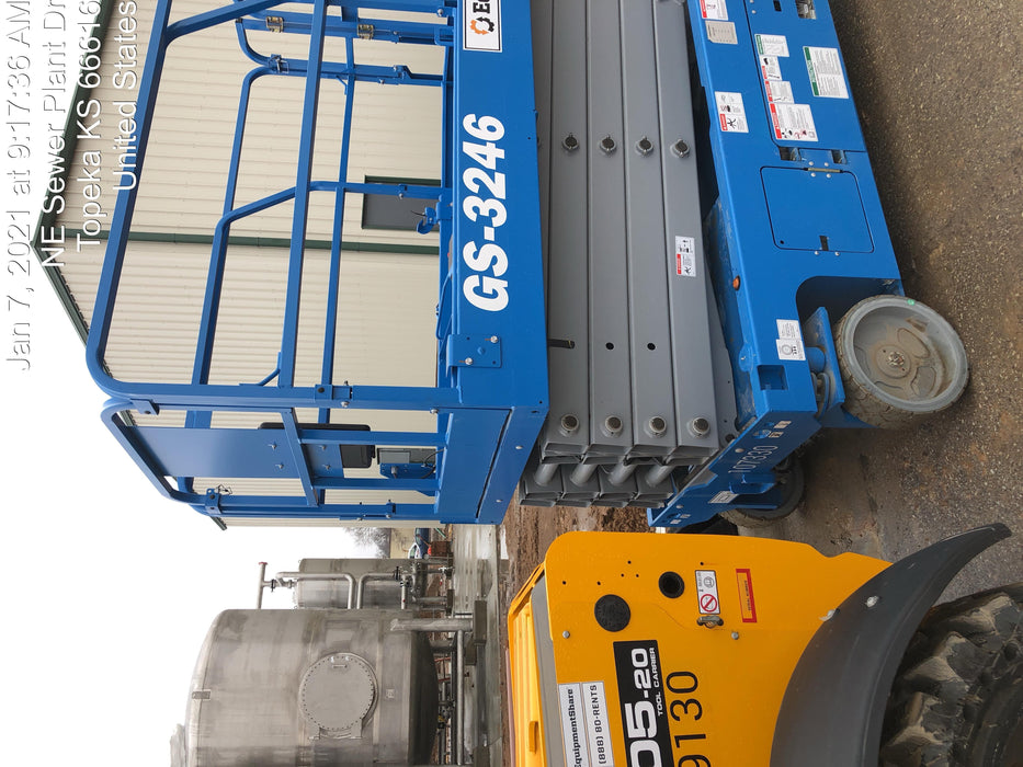 2020 Genie GS-3246 Standard, Folding full height swing gate