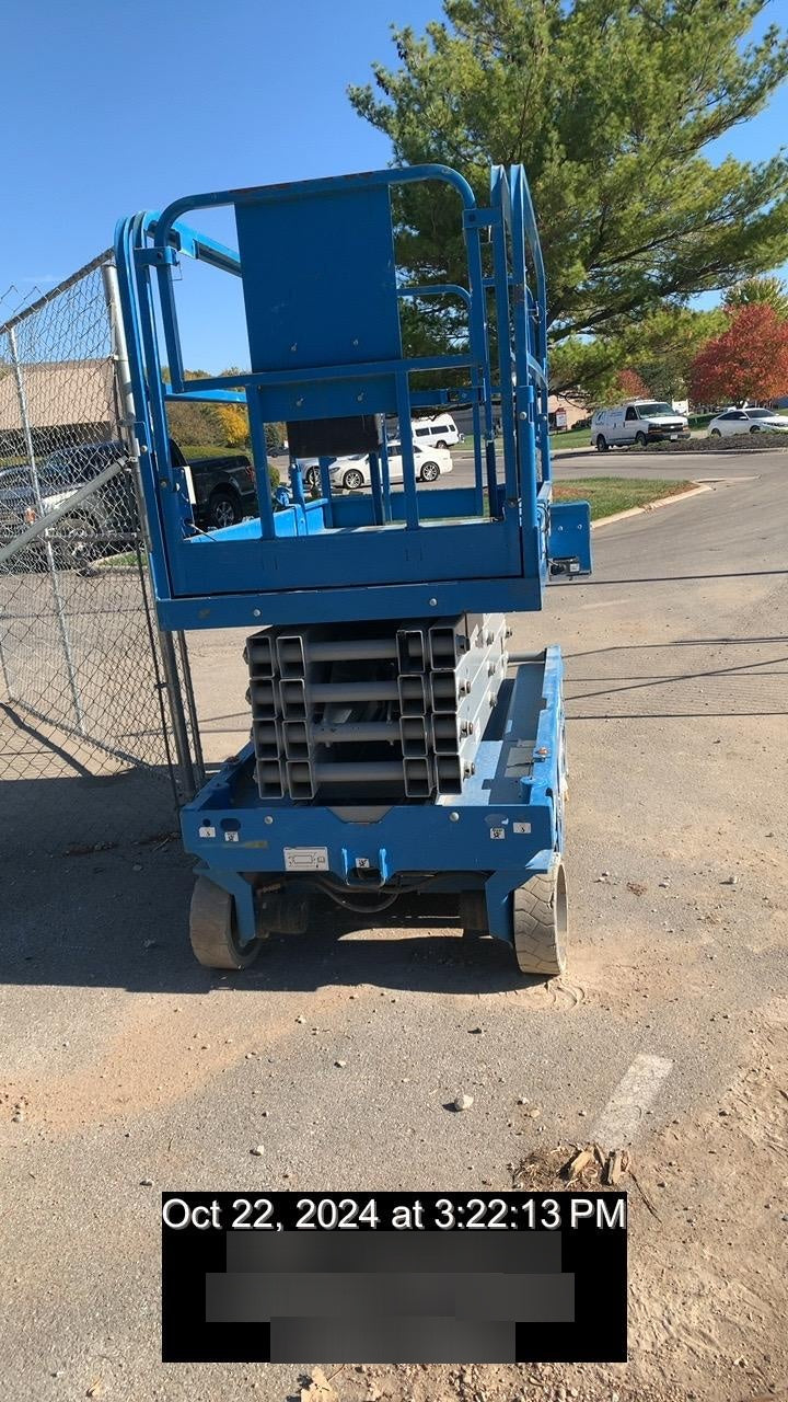 2018 GENIE GS-3246