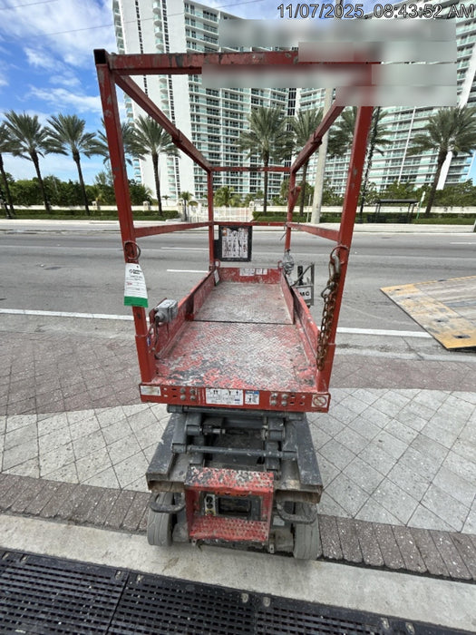 2018 Skyjack SJIII-3219 Skyjack SJIII3219 Scissor Lift w/Trojan Batteries