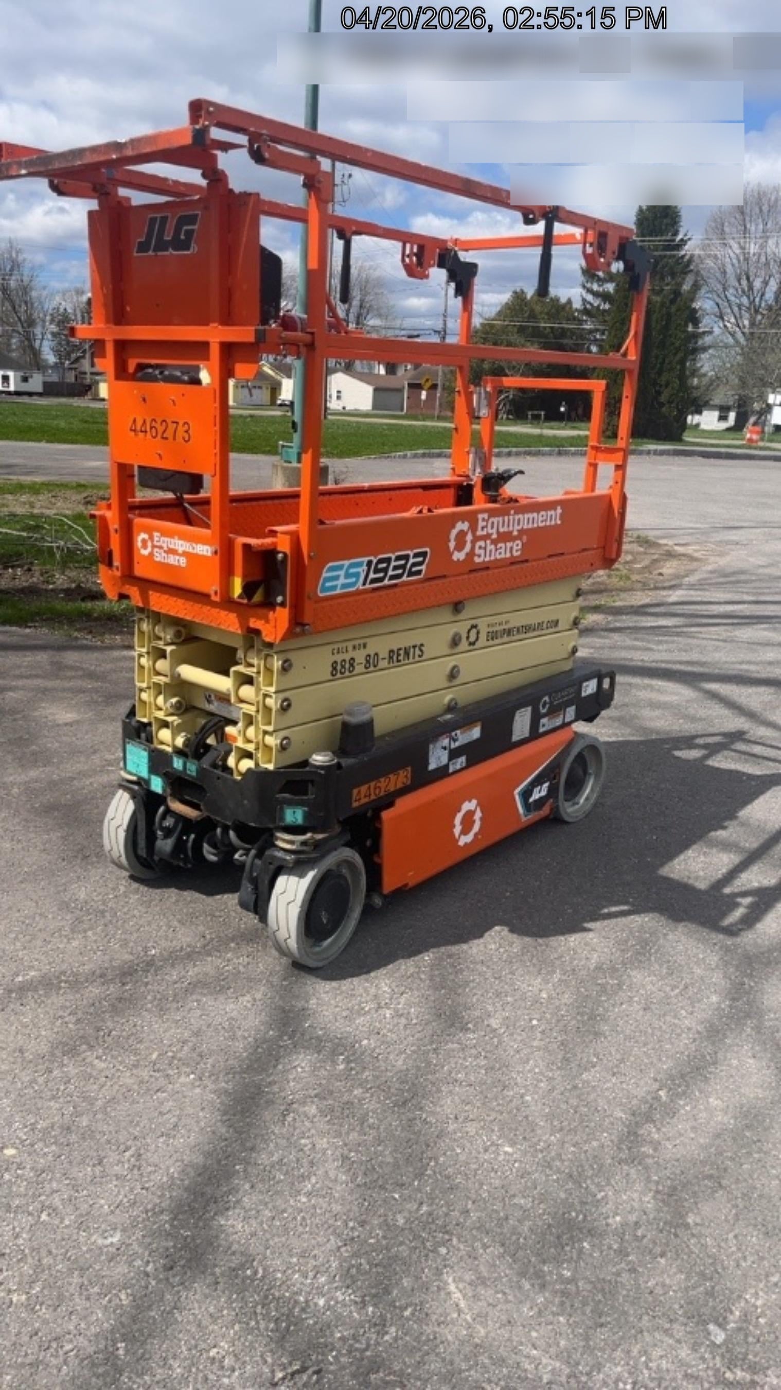 2024 JLG ES1932