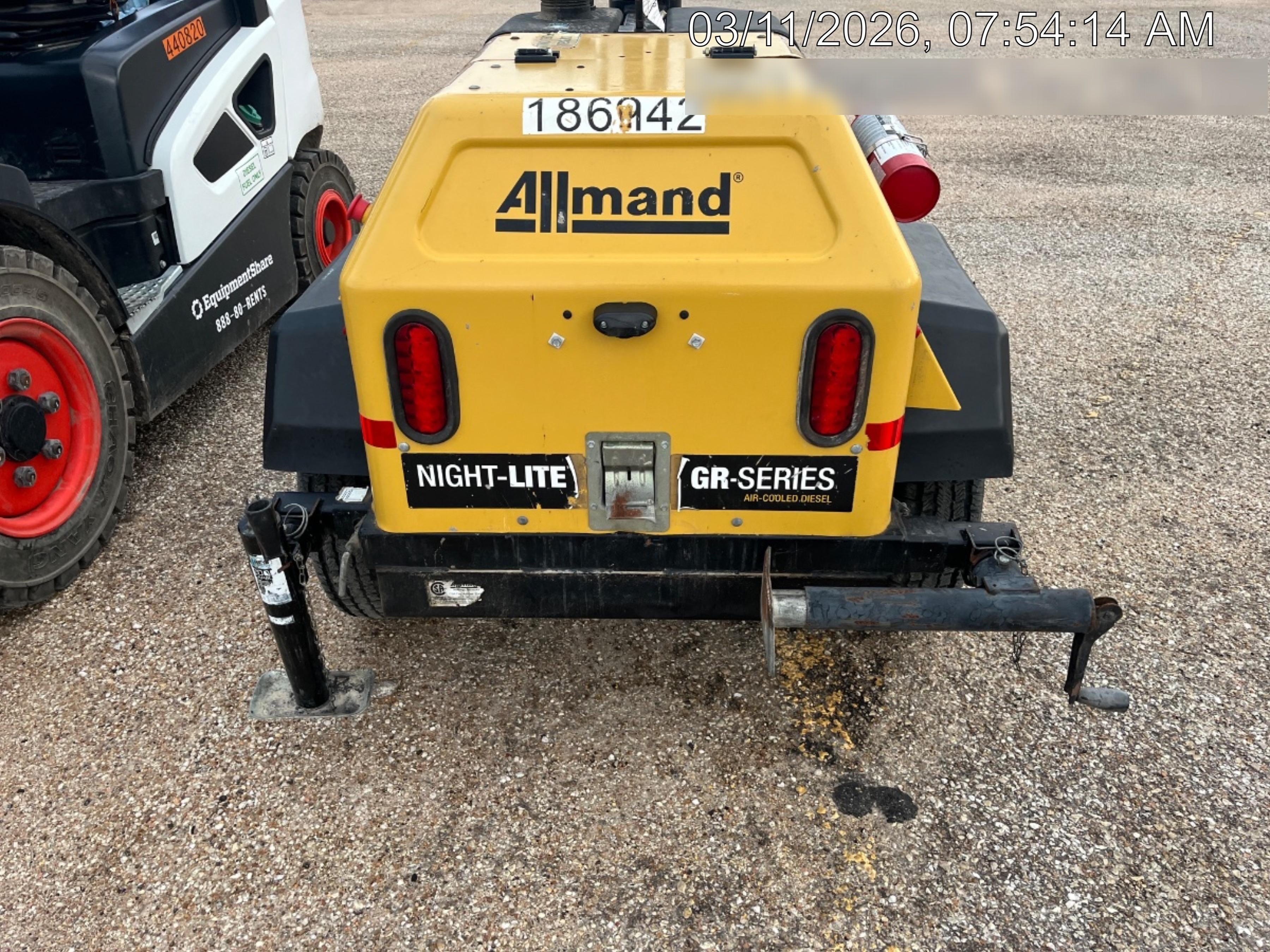 Allmand NLV3GR (4) LED Light Fixture 350W, 23' Vertical Mast, 3kW Prime, Towable, Deep Sea L401, Leveling Jacks, Yanmar T4F 5.8hp