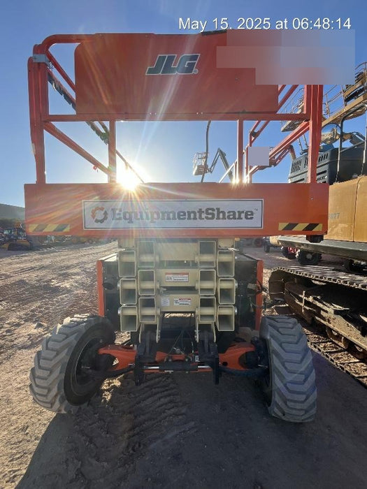 2022 JLG 4394RT