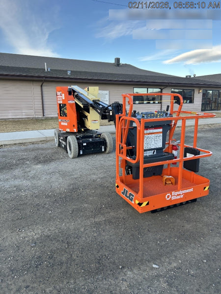 2025 JLG E300AJP