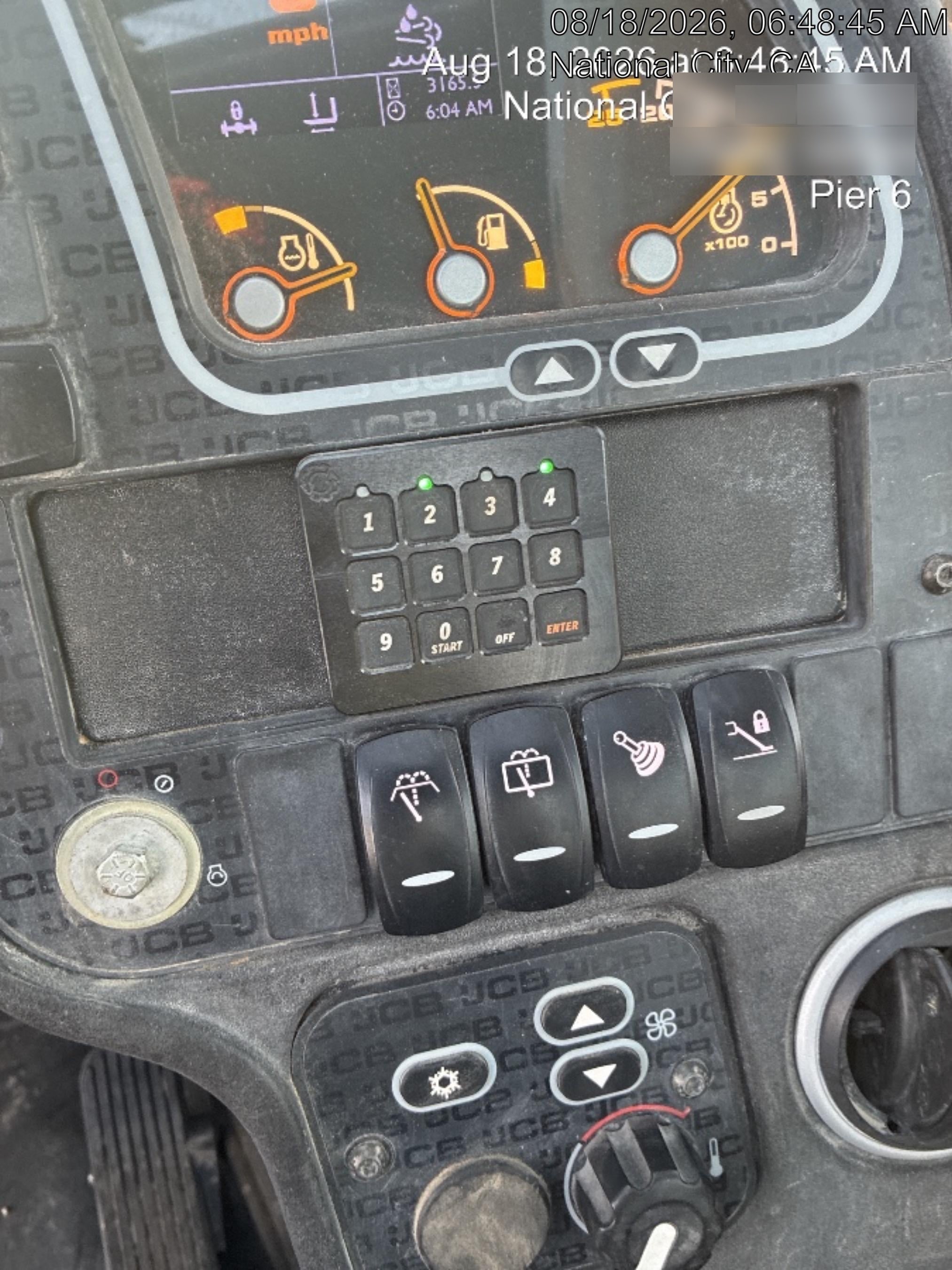 2021 JCB 514-56