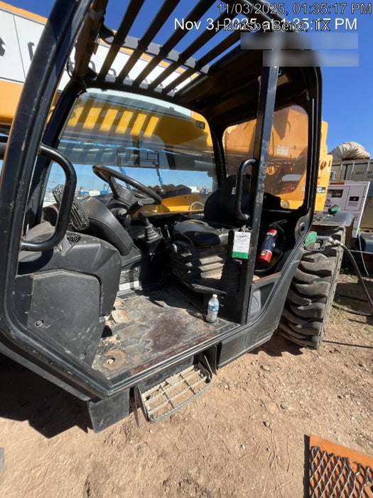 2019 JCB 510-56 Canopy, 74 HP, Solid Tires, STD Worklight, Beacon, Aux Hydraulics, Lifting Eye, Back up Alarm w/66" Carriage/60" Forks