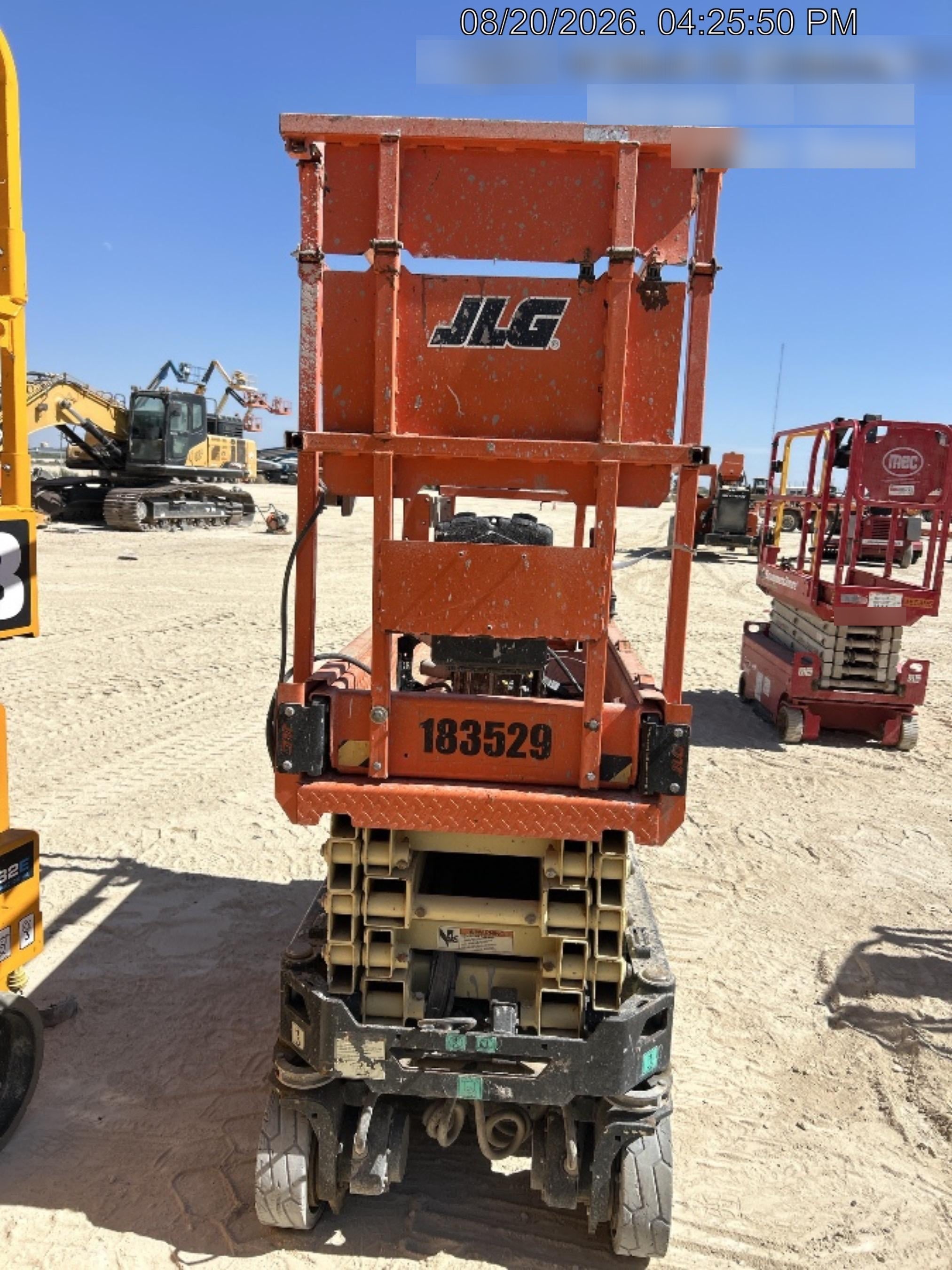 2021 JLG ES1932