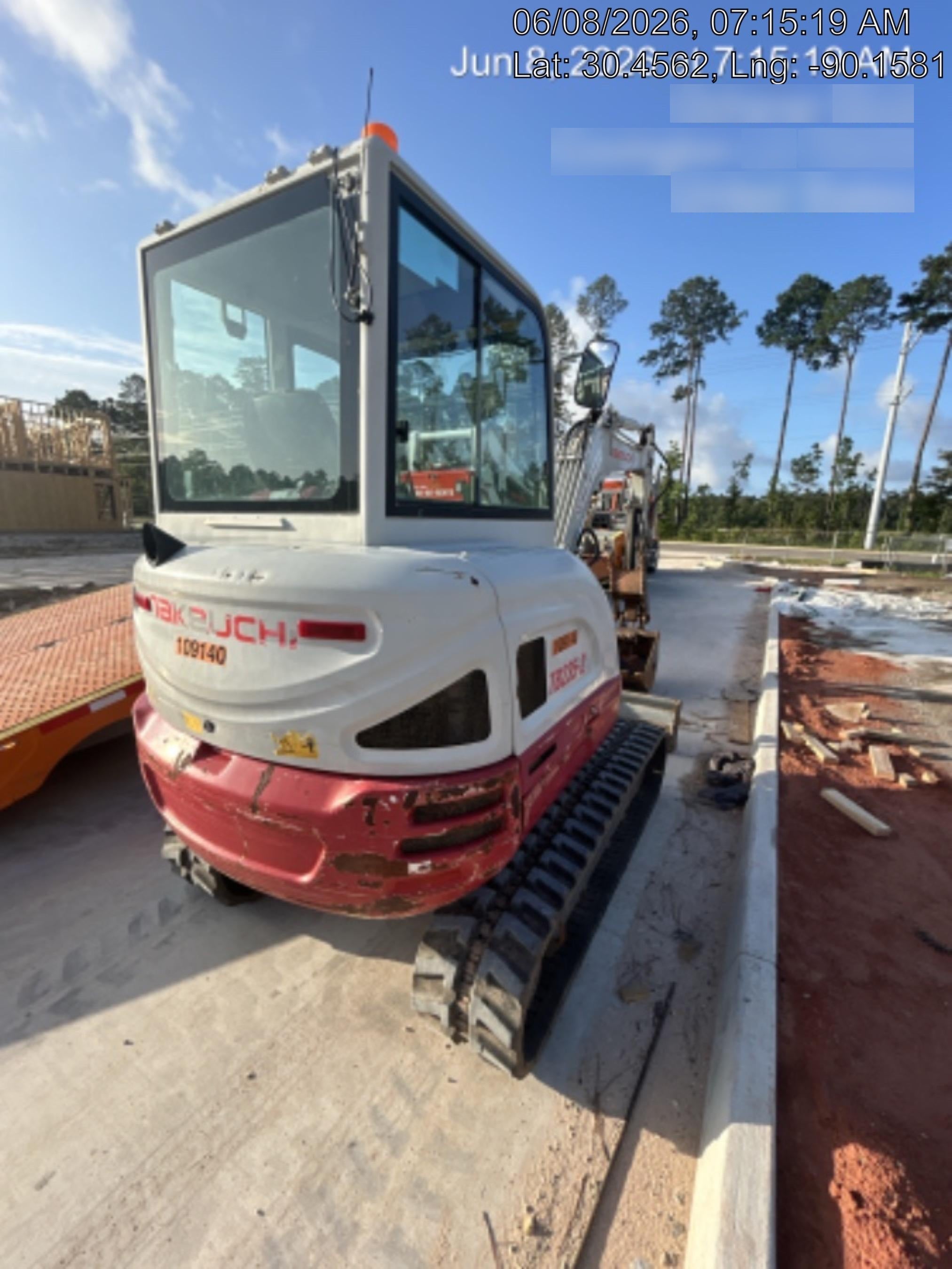 2020 TAKEUCHI TB-235-2CR