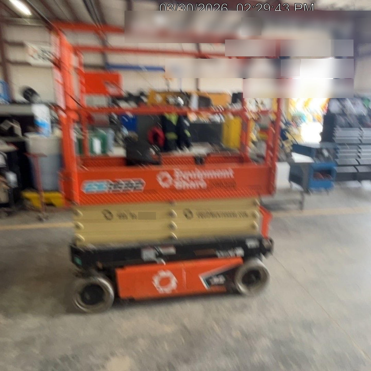 2022 JLG ES1932