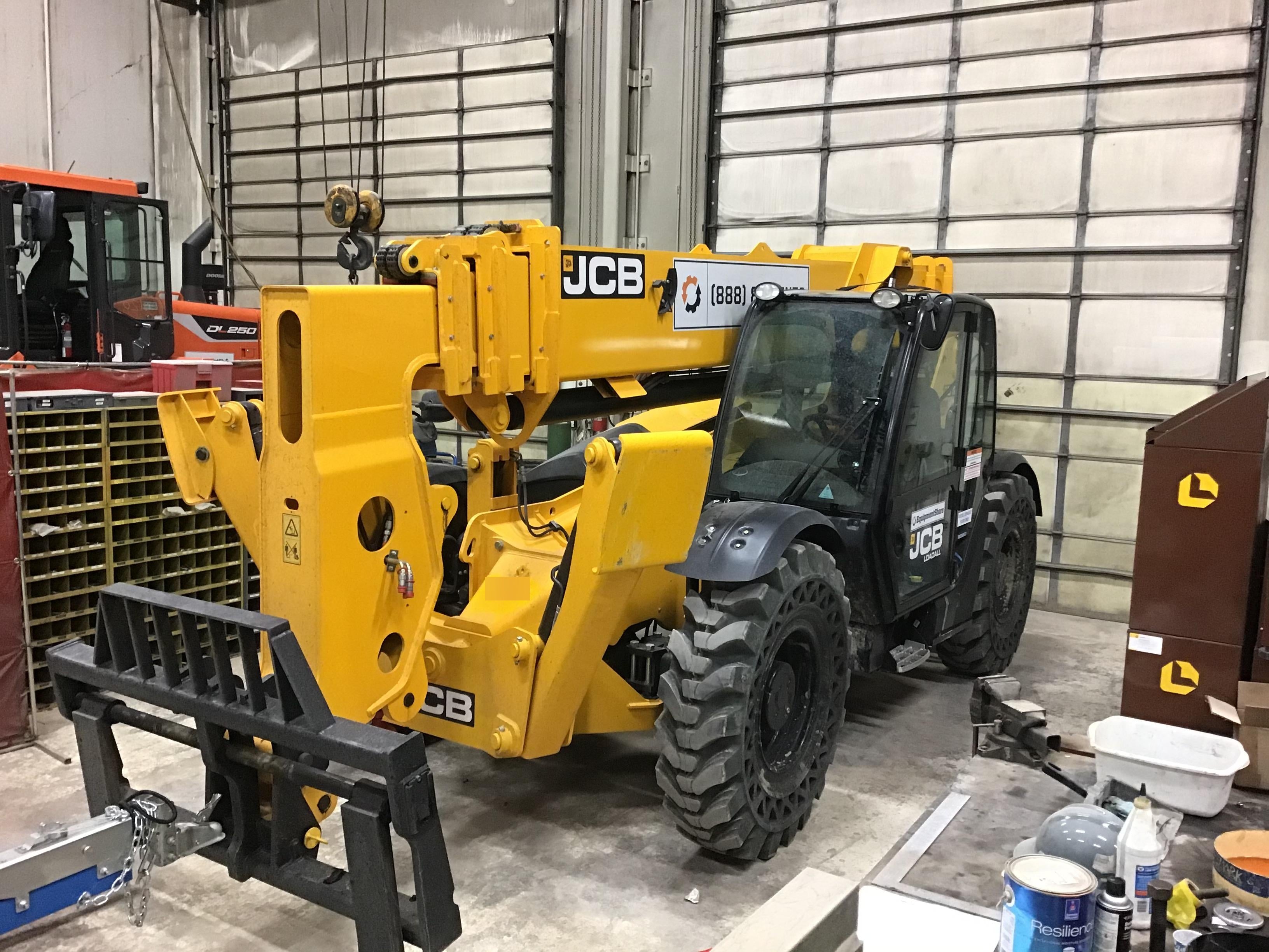 2020 JCB 512-56