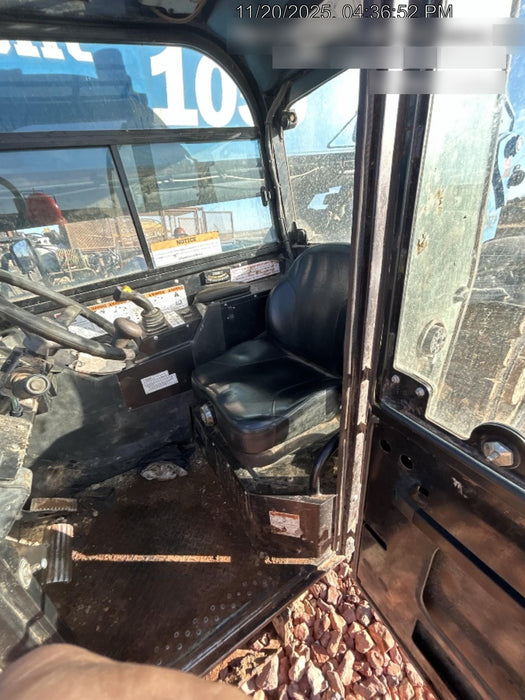 2019 Genie GTH-1056 6' Forks* Genie GTH-1056 w/Enclosed Cab w/HVAC, Work Lights, Solid Tires, Beacon, 60" Carriage and Forks