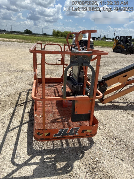 2023 JLG 660SJ