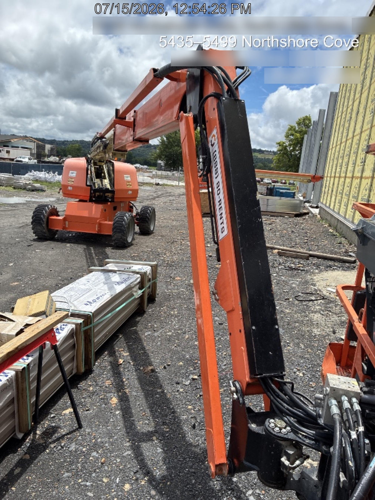 2019 JLG 660SJ