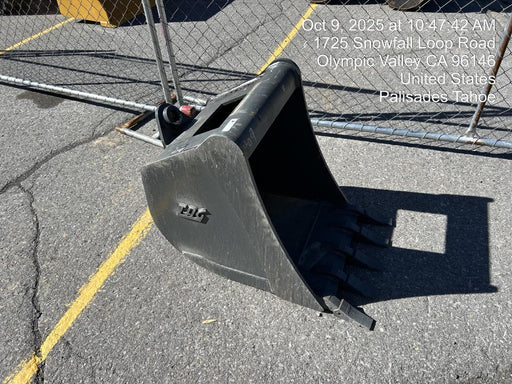 2025 JOHN DEERE 24" Bucket, Backhoe