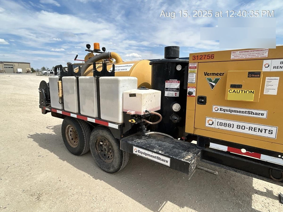 2023 Vac-Tron LP573XDT T4 Koehler Diesel Engine, 500 Gallon Debris Tank, x2 100 Gallon Water Tanks