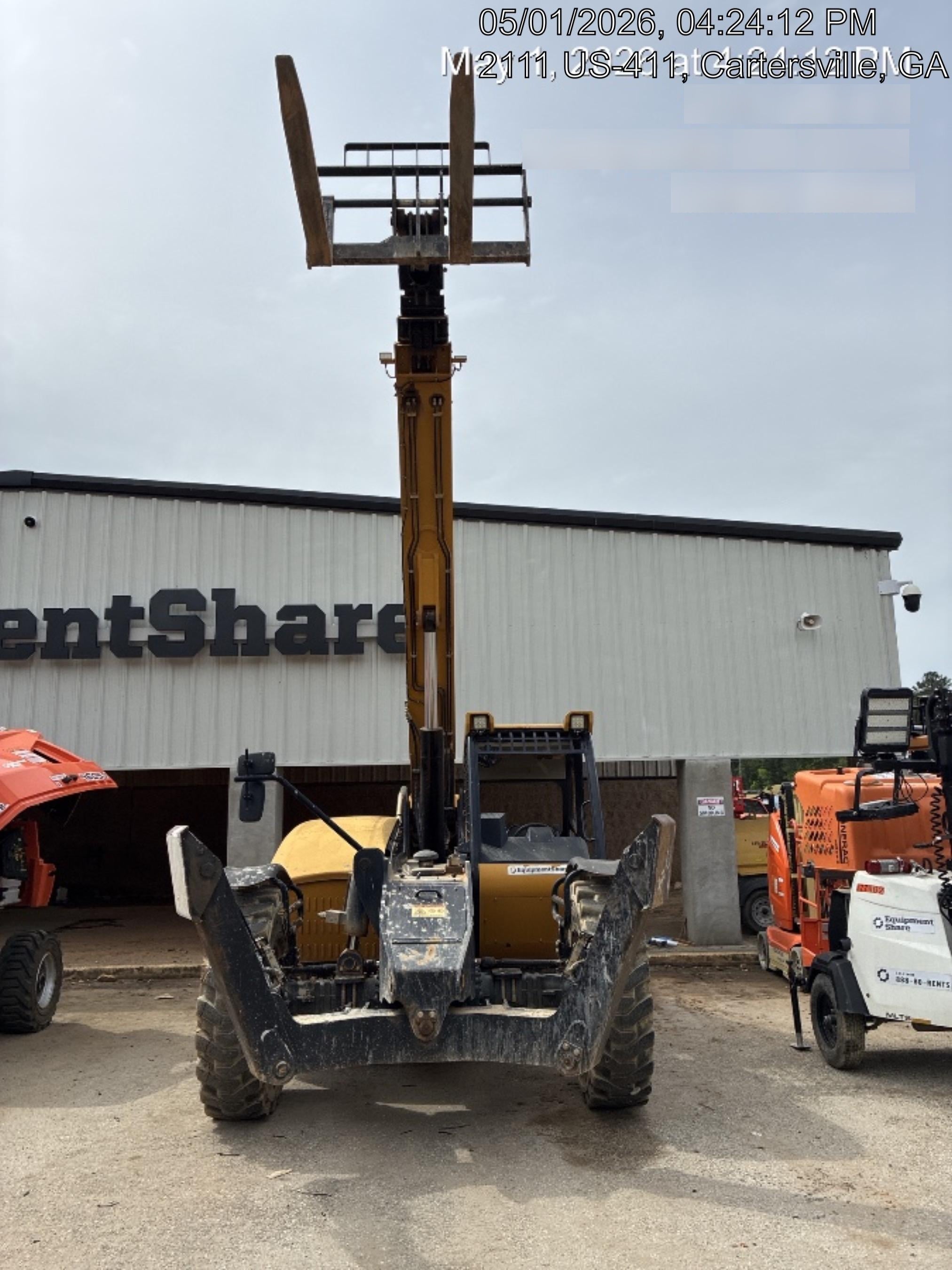 2021 SANY STH1056