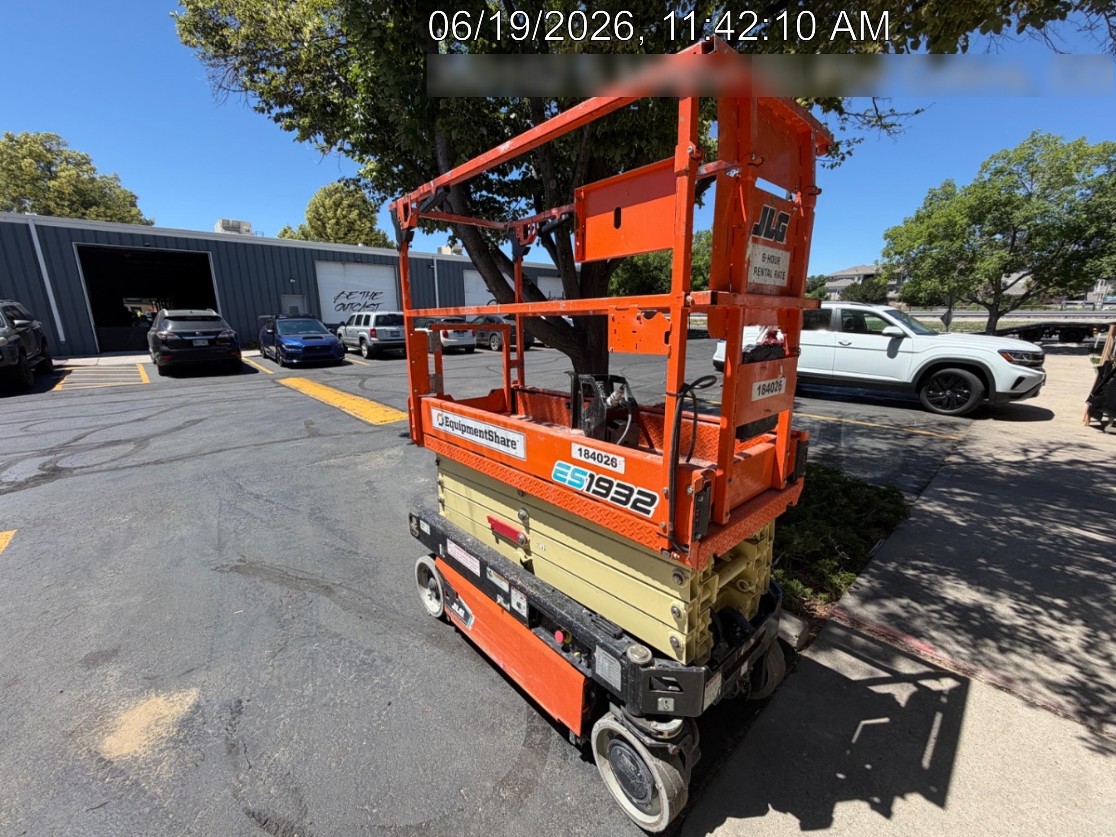 2021 JLG ES1932